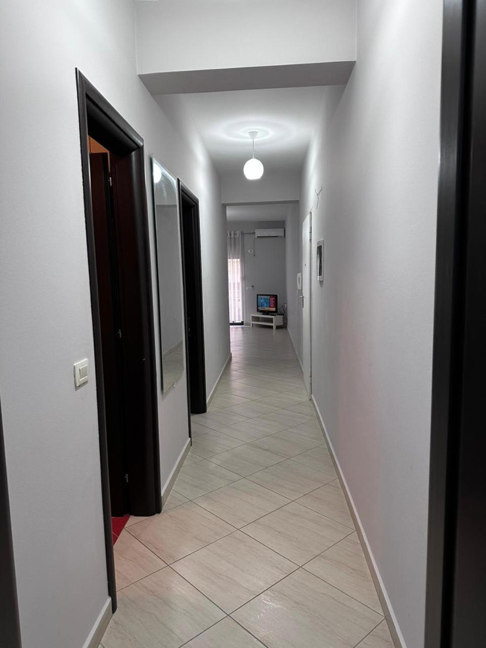 Payo Apartments Sarandë Habitación foto